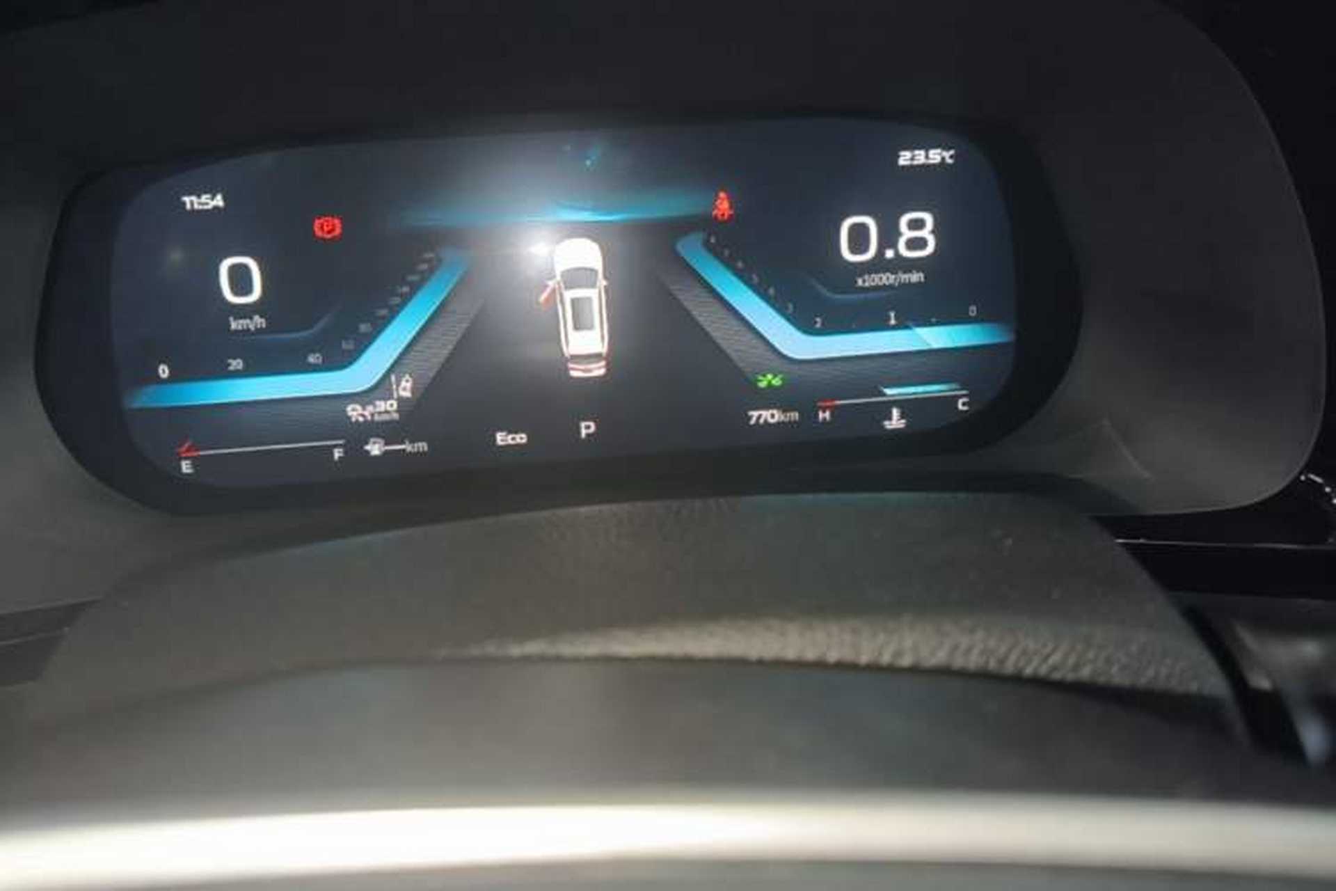 Used CHANGAN X7 PLUS 2024 1.5T Automatic Luxury 7-Seater Odometer Close Up