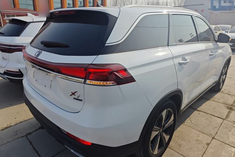 Used CHANGAN X7 PLUS 2024 1.5T Automatic Luxury 7-Seater Rear Right 45 Deg