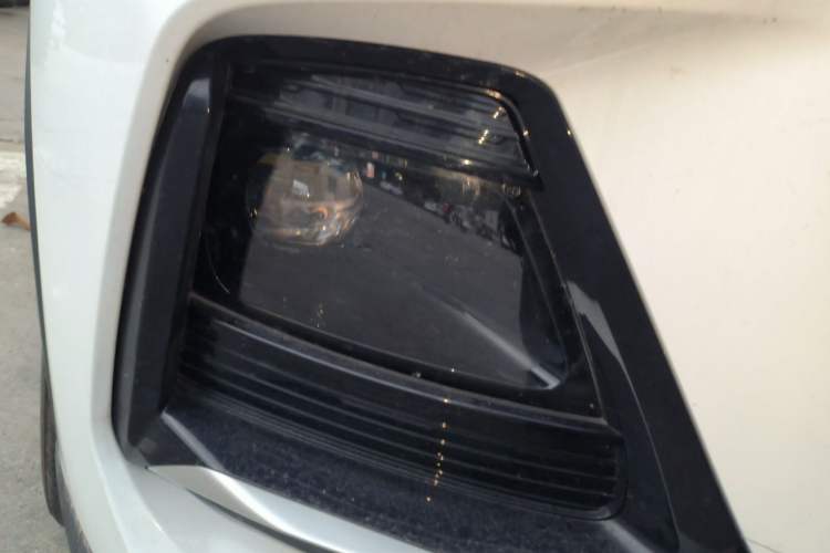 Used CHANGAN X7 PLUS 2024 1.5T Manual Luxury 7-Seater Right Front Headlight