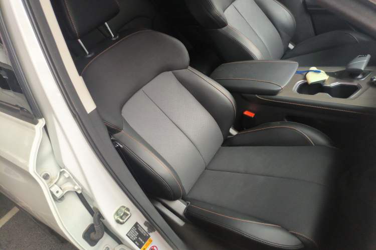 Used CHANGAN X7 PLUS 2024 1.5T Automatic Luxury 7-Seater Right Front Seat