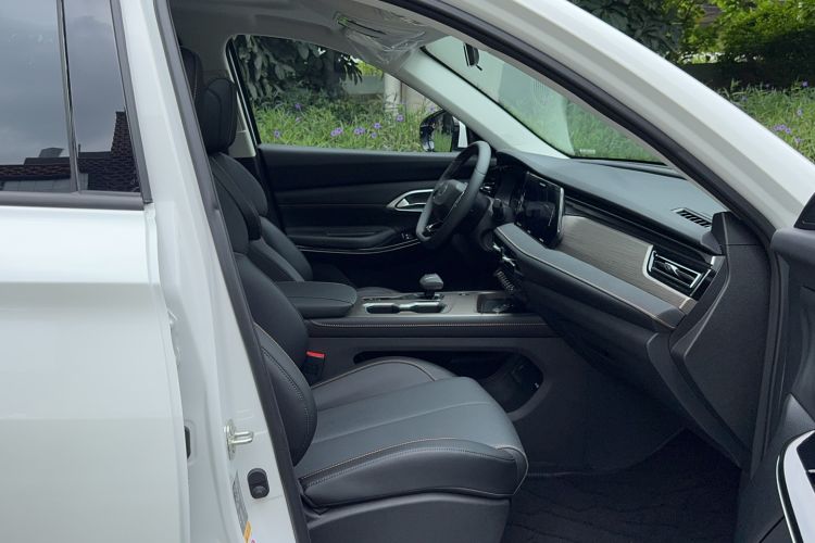 Used CHANGAN X7 PLUS 2024 1.5T Automatic Luxury 7-Seater Right Front Seat
