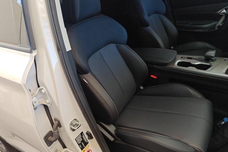 Used CHANGAN X7 PLUS 2024 1.5T Automatic Luxury 7-Seater Right Front Seat