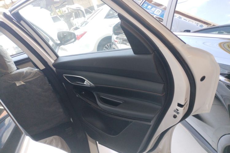 Used CHANGAN X7 PLUS 2024 1.5T Automatic Prestige 7-Seater Right Rear Door Interior