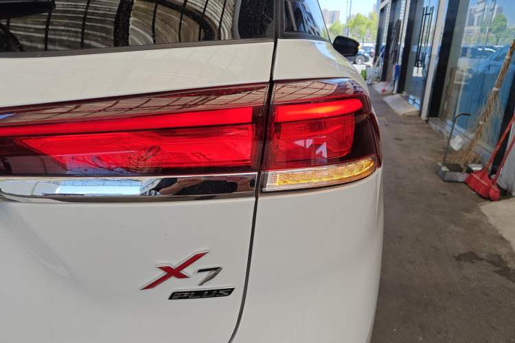 Used CHANGAN X7 PLUS 2024 1.5T Automatic Luxury 7-Seater Right Rear Taillight