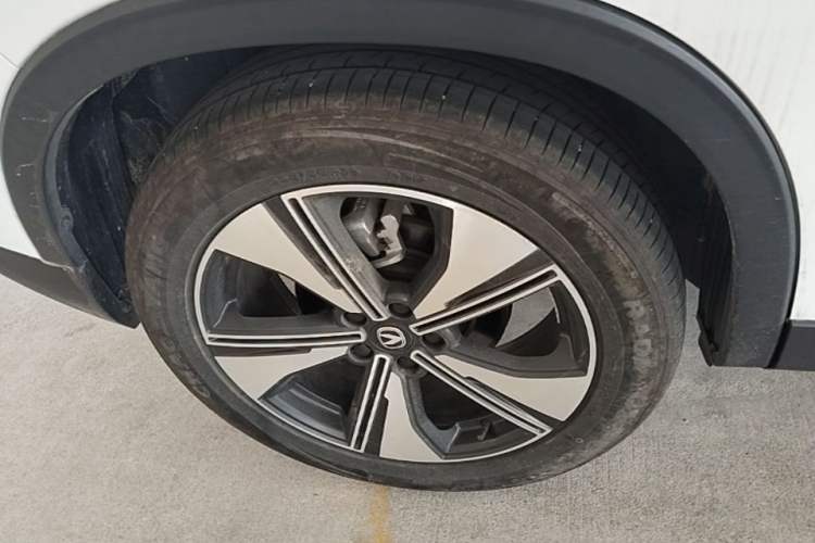 Used CHANGAN X7 PLUS 2024 1.5T Automatic Prestige 7-Seater Right Rear Wheel Hub