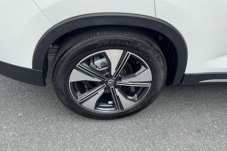 Used CHANGAN X7 PLUS 2024 1.5T Automatic Luxury 7-Seater Right Rear Wheel Hub