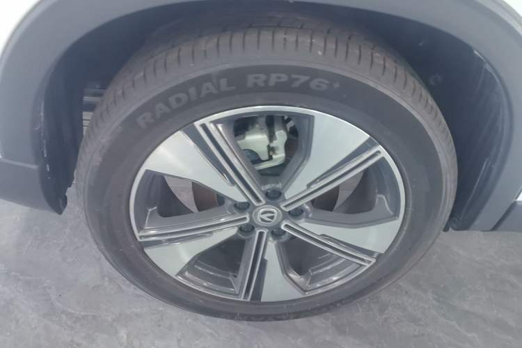 Used CHANGAN X7 PLUS 2024 1.5T Automatic Luxury 7-Seater Right Rear Wheel Hub