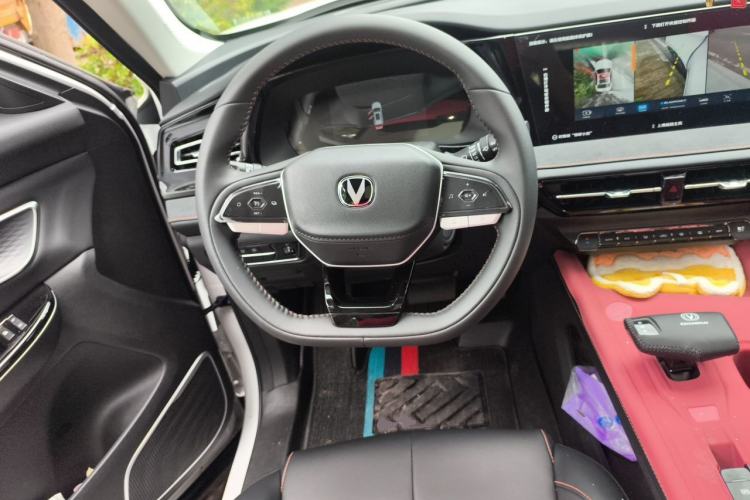 Used CHANGAN X7 PLUS 2024 1.5T Automatic Prestige 7-Seater Steering Wheel