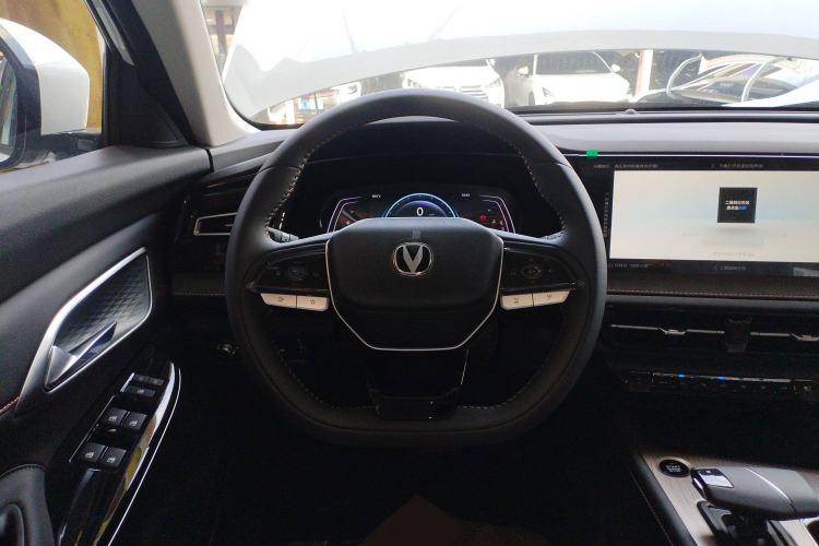 Used CHANGAN X7 PLUS 2024 1.5T Automatic Prestige 7-Seater Steering Wheel