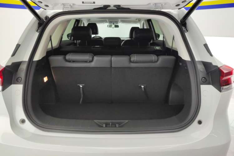 Used CHANGAN X7 PLUS 2024 1.5T Automatic Luxury 7-Seater Trunk