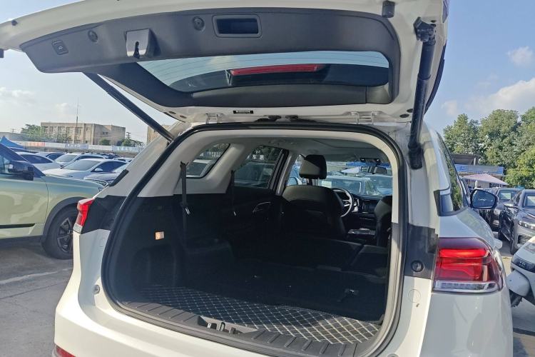 Used CHANGAN X7 PLUS 2024 1.5T Automatic Luxury 7-Seater Trunk
