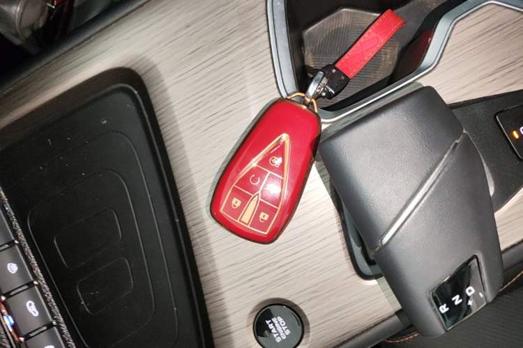 Used CHANGAN X7 PLUS 2024 1.5T Automatic Smart Enjoyment 5-Seater Vehicle Key