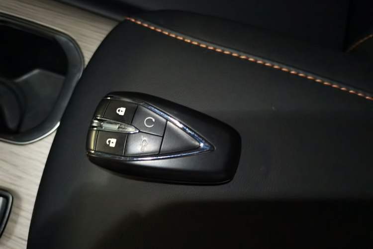 Used CHANGAN X7 PLUS 2024 1.5T Automatic Smart Enjoyment 5-Seater Vehicle Key