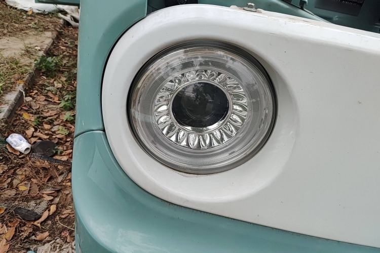 Used Chengshi 01 2021 Chuanfu Edition Single-Row Closed Cargo Van Two-Seater Single Battery Right Front Headlight