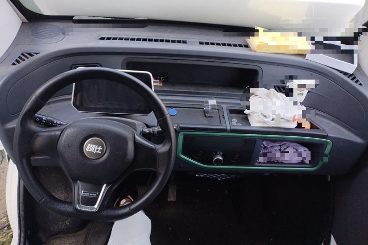 Used Chengshi 01 2023 Deluxe Version 3.3KW Charging Single-Row Enclosed Cargo Van with 2 Seats Center Console