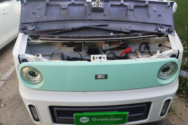 Used Chengshi 01 2023 Deluxe Version 3.3KW Charging Single-Row Enclosed Cargo Van with 2 Seats Engine Bay
