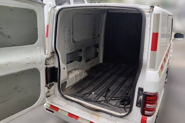 Used Chengshi 01 2021 Wealth Edition + 3.3KW Air Conditioner Single-Row Enclosed Van Two-Seater Dual Batteries Trunk