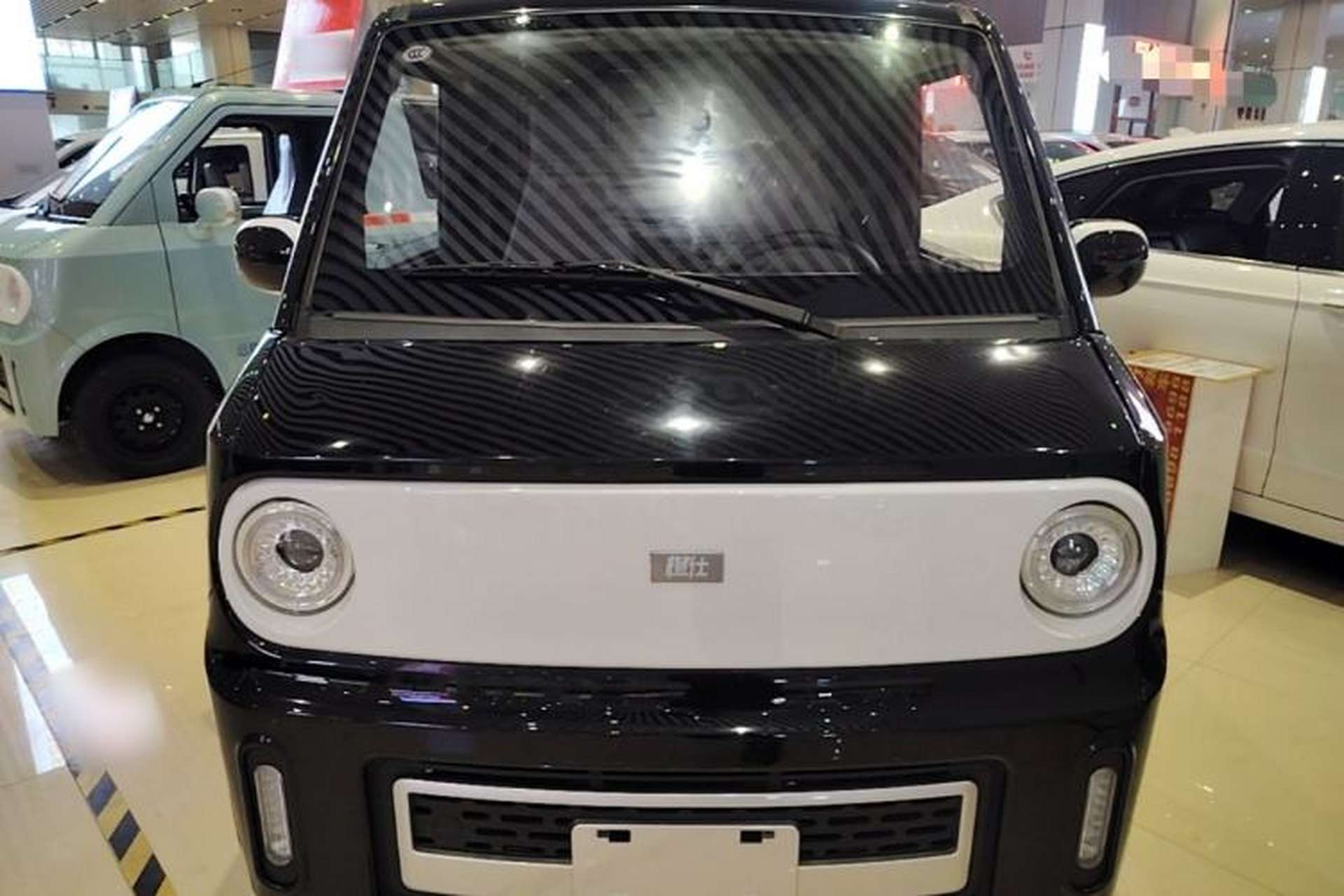 Used Chengshi 01 2021 Wealth Edition + 3.3KW Single-Row Closed Cargo Van Two-Seater Dual Batteries Front