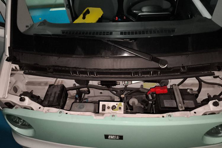 Used Chengshi 01 2021 Wealth Edition + 3.3KW Air Conditioner Single-Row Enclosed Van Two-Seater Dual Batteries Engine Bay