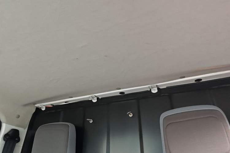 Used Chengshi 01 2021 Wealth Edition + 3.3KW Air Conditioner Single-Row Enclosed Van Two-Seater Dual Batteries Headliner