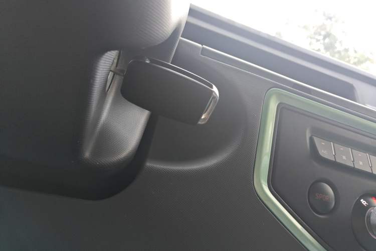 Used Chengshi 01 2021 Wealth Edition + 3.3KW Air Conditioner Single-Row Enclosed Van Two-Seater Dual Batteries Interior 1