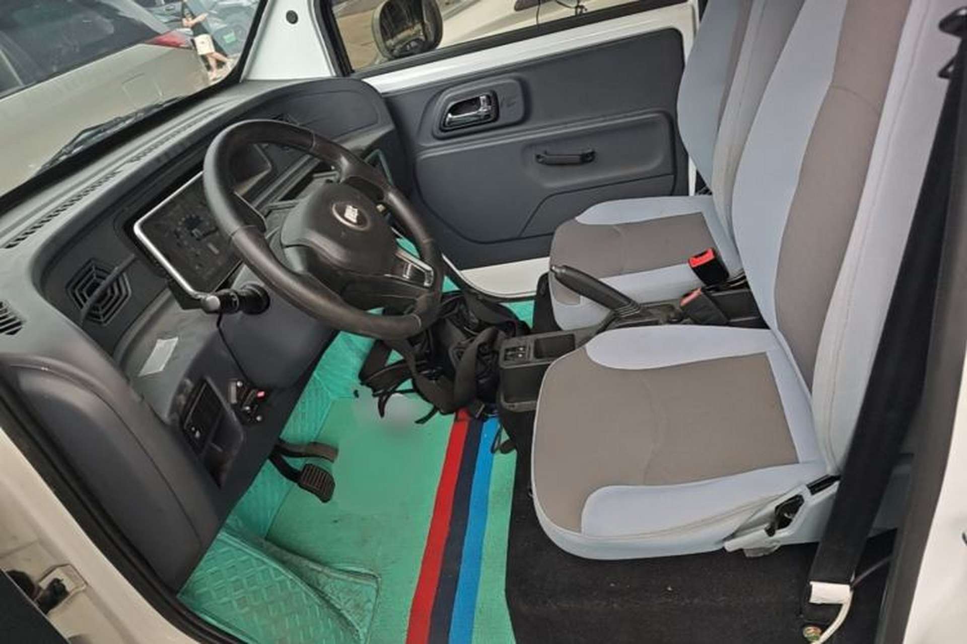Used Chengshi 01 2021 Wealth Edition + 3.3KW Air Conditioner Single-Row Enclosed Van Two-Seater Dual Batteries Left Front Seat