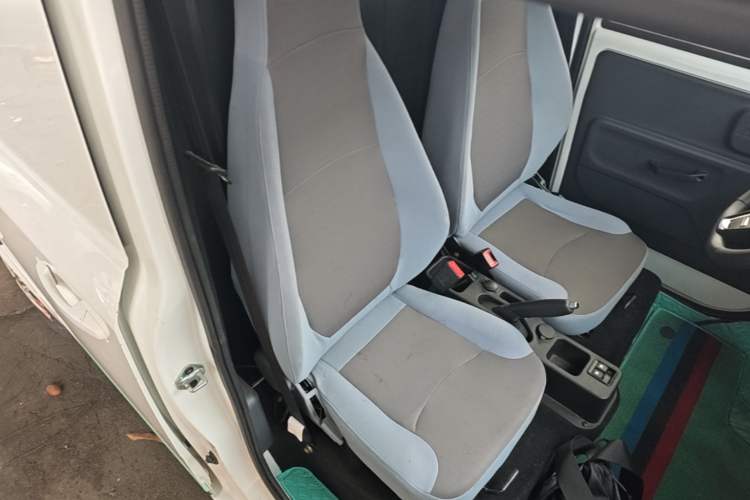 Used Chengshi 01 2021 Wealth Edition + 3.3KW Air Conditioner Single-Row Enclosed Van Two-Seater Dual Batteries Right Front Seat
