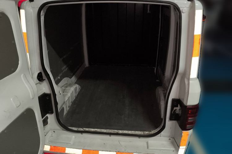 Used Chengshi 01 2021 Wealth Edition + 3.3KW Air Conditioner Single-Row Enclosed Van Two-Seater Dual Batteries Trunk