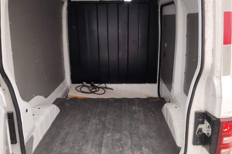 Used Chengshi 01 2021 Chuanfu Edition Single-Row Closed Cargo Van Two-Seater Single Battery Trunk