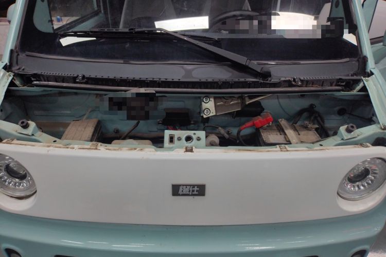 Used Chengshi 01 2023 Light Edition 1.5kW Charging Single-Row Closed-Body 2-Seater Cargo Van Engine Bay