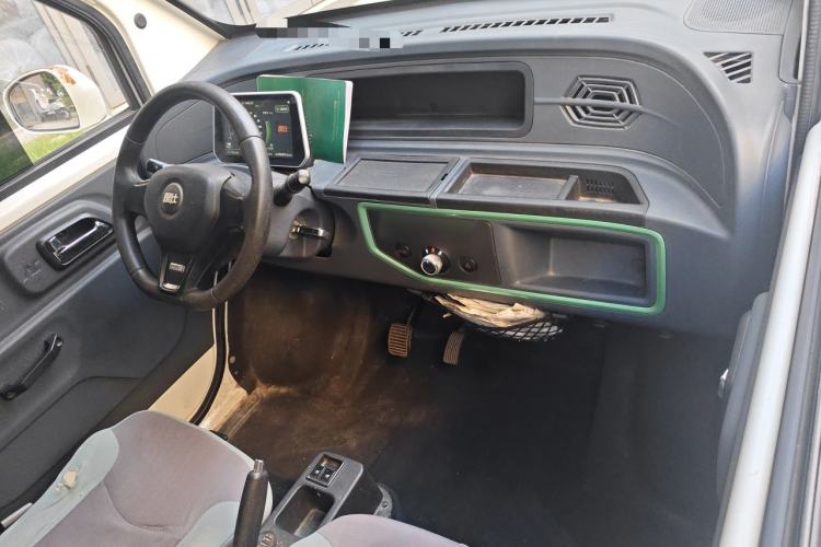 Used Chengshi 01 2023 Shuxiang Edition 3.3KW Charging Single-Row Closed Cargo Van with 2 Seats Center Console