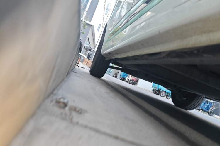 Used Chengshi 01 2023 Shuxiang Edition 3.3KW Charging Single-Row Closed Cargo Van with 2 Seats Chassis Rear Left