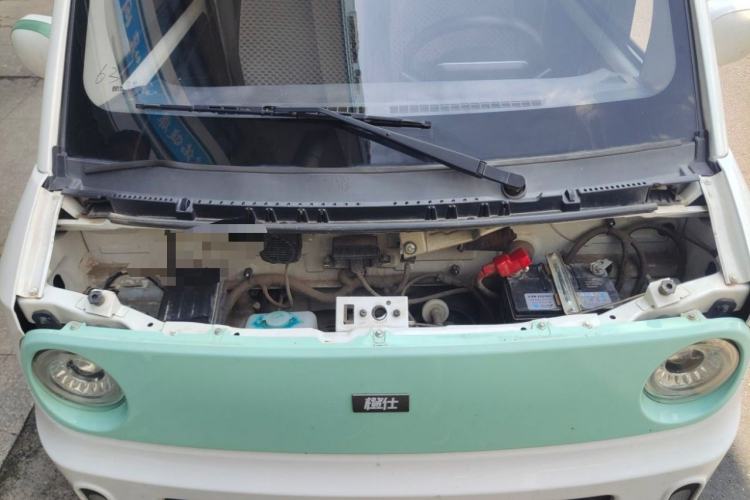 Used Chengshi 01  Engine Bay