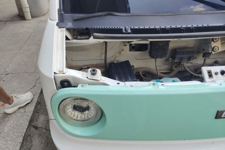 Used Chengshi 01  Engine Bay Right