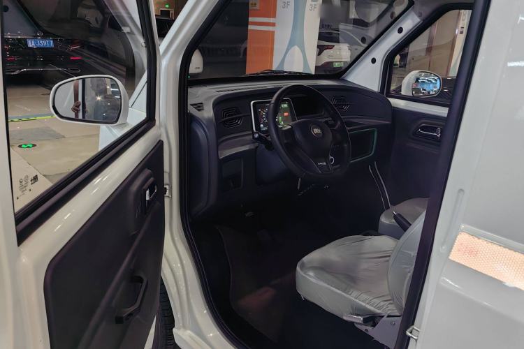 Used Chengshi 01 2023 Light Edition 1.5kW Charging Single-Row Closed-Body 2-Seater Cargo Van Left Front Seat