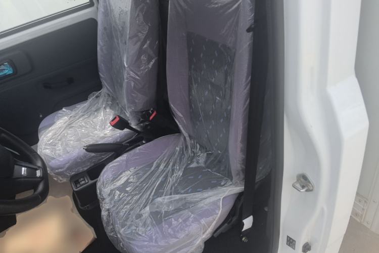 Used Chengshi X2 2022 Wealth Edition Single-Row Box-Type Transport Vehicle Left Rear Seat