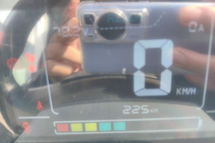 Used Chengshi X2 2022 Wealth Edition Single-Row Box-Type Transport Vehicle Odometer Close Up