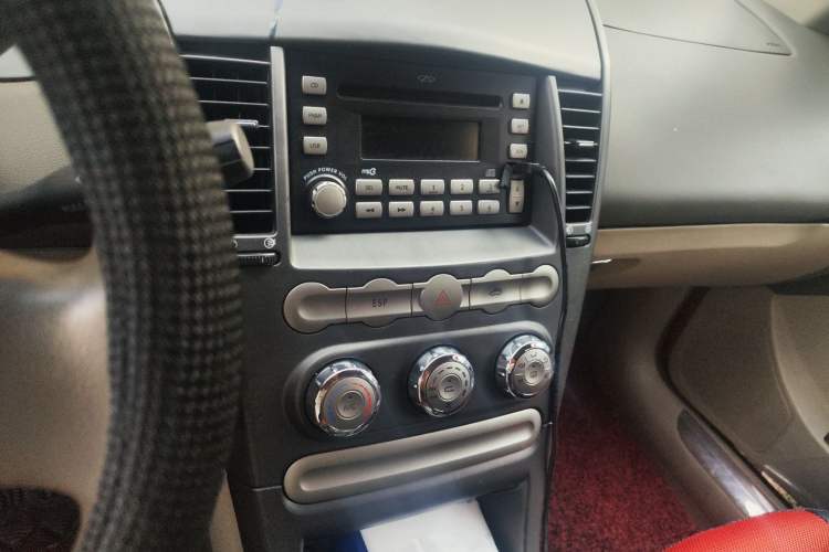 Used Chery A3 2008 Sedan 1.6L Manual Standard Model Audio And AC Panel