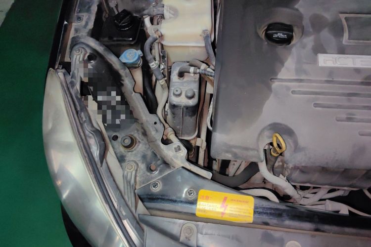 Used Chery A3 2010 Restyled Sedan 1.6L Manual – Entry-Level Trim Engine Bay Right