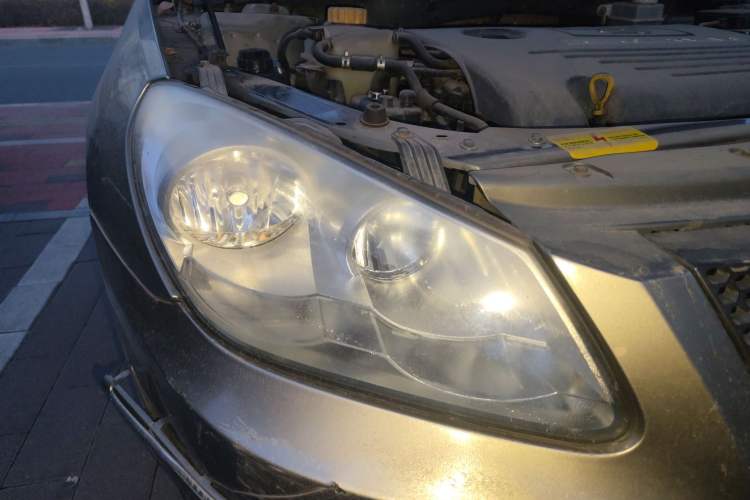 Used Chery A3 2010 Restyled Sedan 1.6L Manual – Entry-Level Trim Right Front Headlight