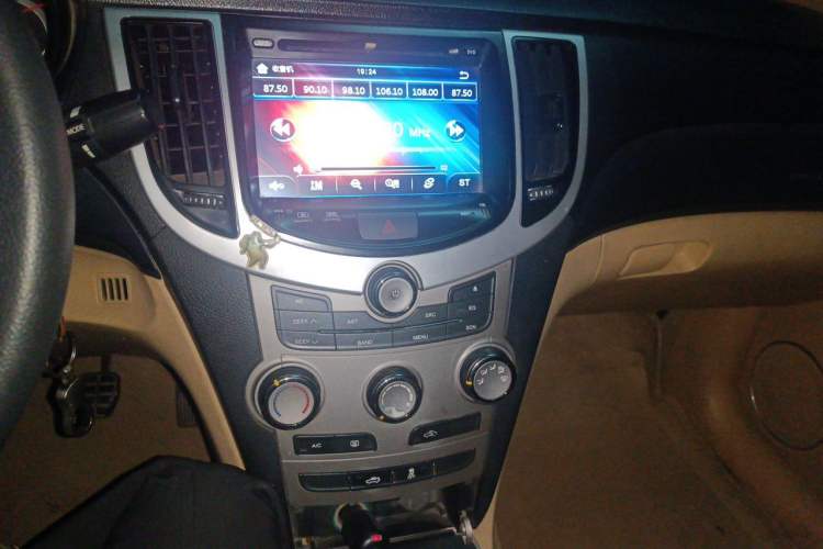 Used Chery A3 2010 Facelifted Hatchback 1.6L Manual – Ambition Trim Audio And AC Panel
