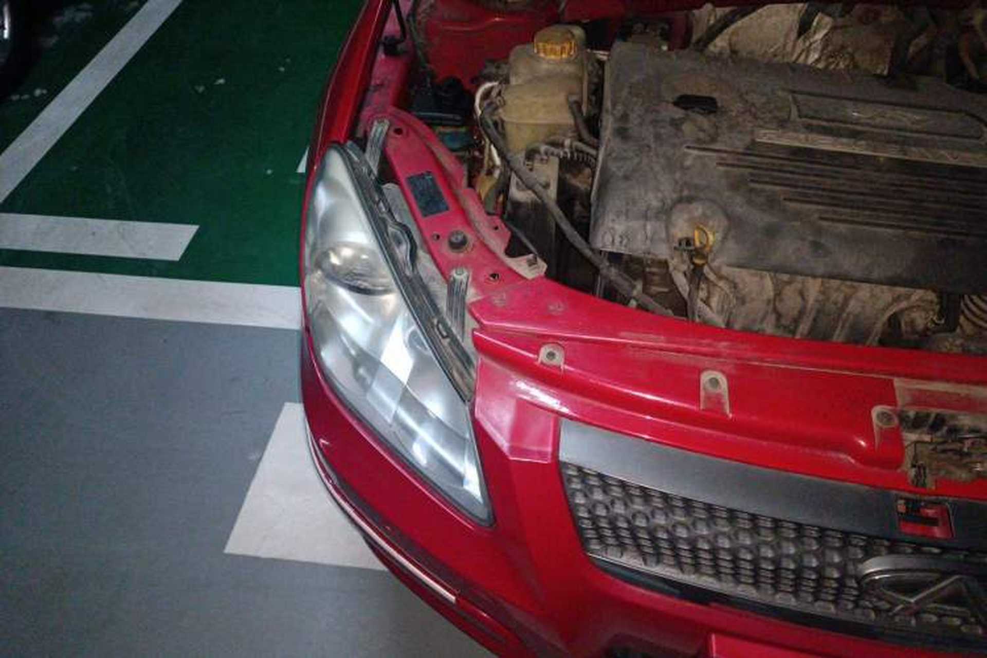 Used Chery A3 2010 Facelifted Hatchback 1.6L Manual – Ambition Trim Right Front Headlight