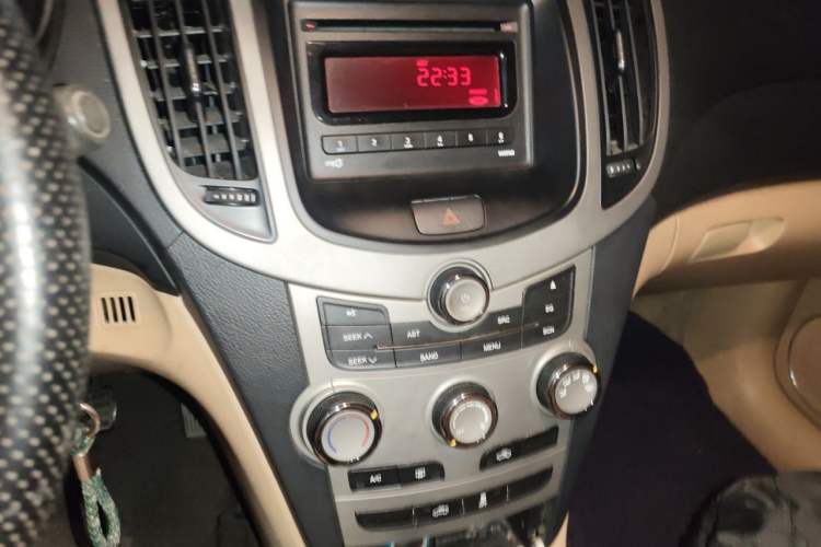 Used Chery A3 2010 Restyled Sedan 1.6L Manual – Entry-Level Trim Audio And AC Panel