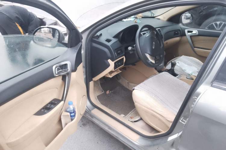 Used Chery A3 2010 Facelifted Hatchback 1.6L Manual – Ambition Trim Driver Seat