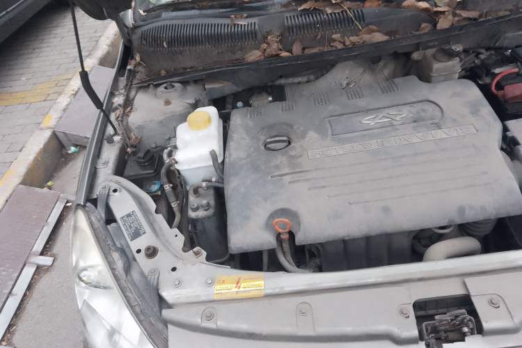 Used Chery A3 2010 Facelifted Hatchback 1.6L Manual – Ambition Trim Engine Bay Right
