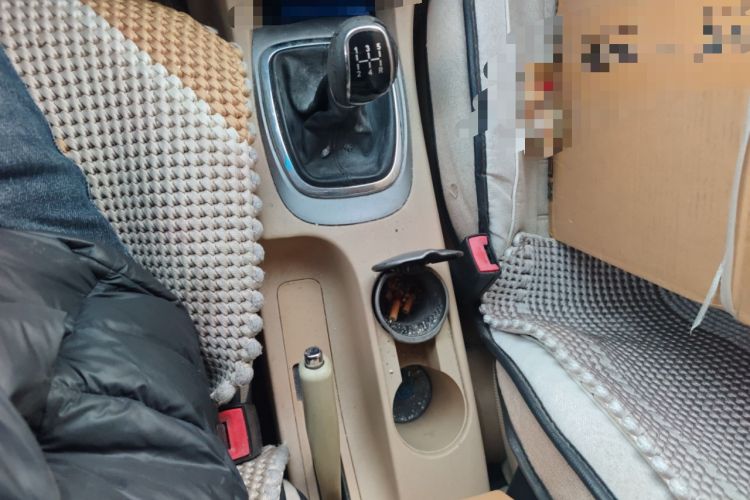 Used Chery A3 2010 Sedan 1.6L Manual Entry-Level Model Gear Lever