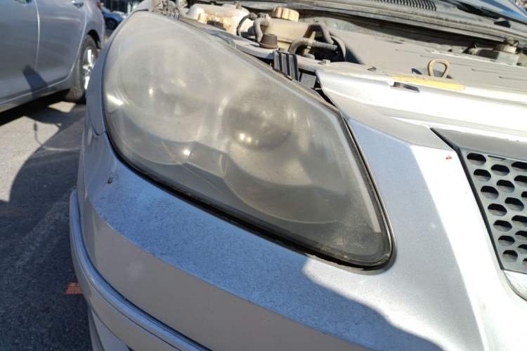 Used Chery A3 2010 Restyled Sedan 1.6L Manual – Entry-Level Trim Right Front Headlight