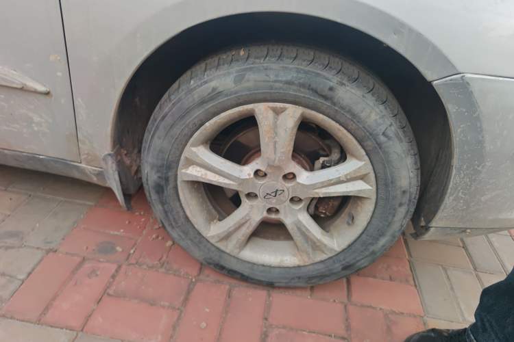 Used Chery A3 2010 Sedan 1.6L Manual Entry-Level Model Right Front Wheel Hub