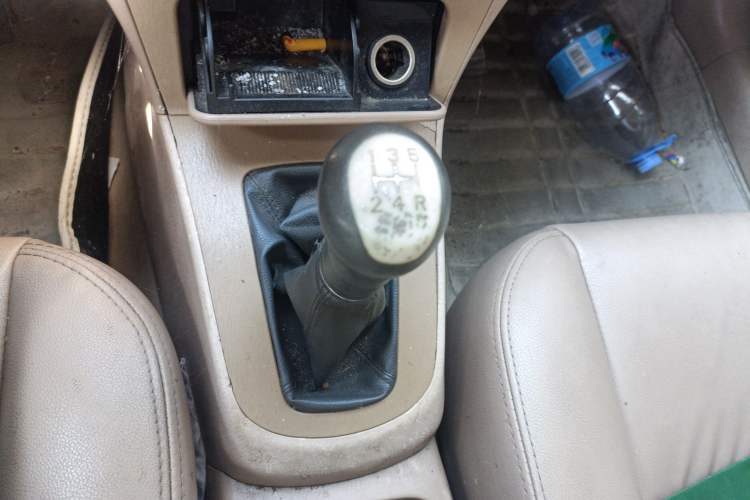 Used Chery A5 2009 1.5L Standard Edition Gear Lever