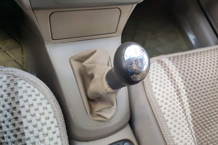 Used Chery A5 2009 1.5L Elite Edition Gear Lever